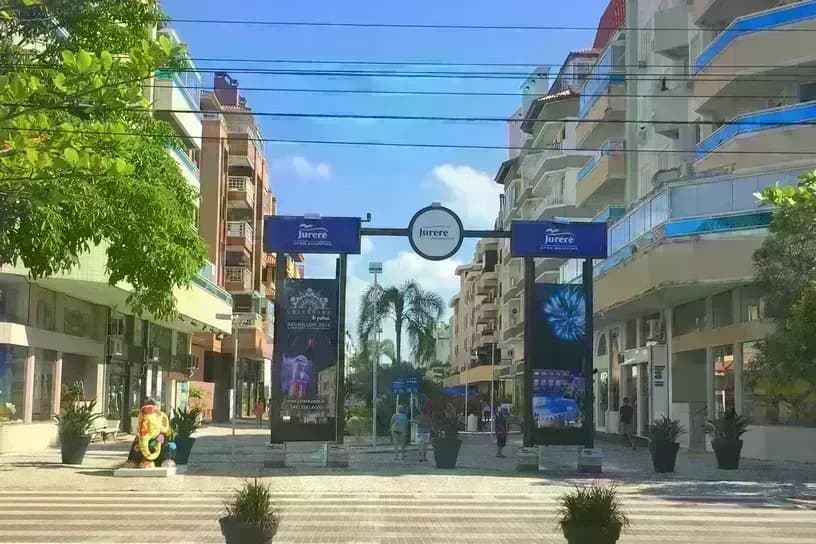 Jurerê Internacional photo 2